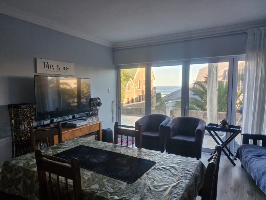 To Let 2 Bedroom Property for Rent in Outeniqua Strand Western Cape